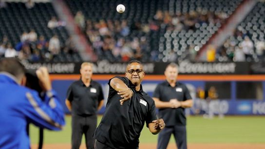 Pirates 'feel proud' to wear No. 21 and honor Clemente's legacy taken in New York (Pirates)